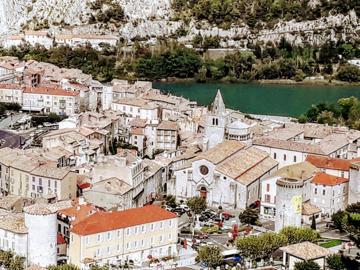 Les Mirabelles Chambres D'Hotes Sisteron Luaran gambar