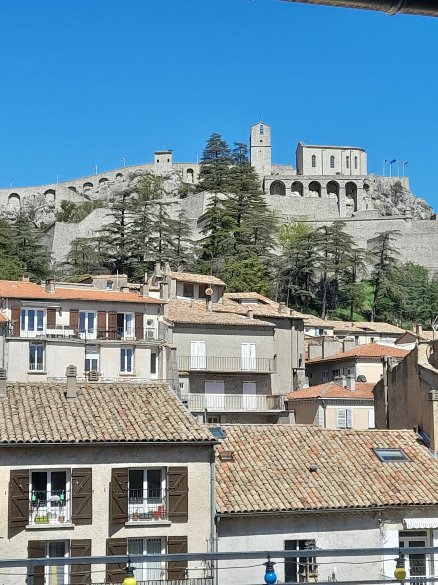 Les Mirabelles Chambres D'Hotes Sisteron Luaran gambar